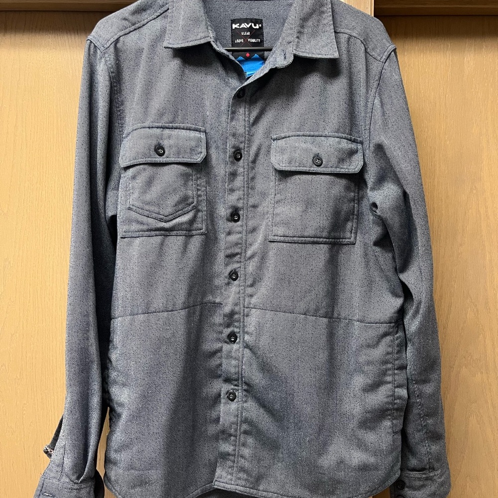 Kavu men’s shirt size medium